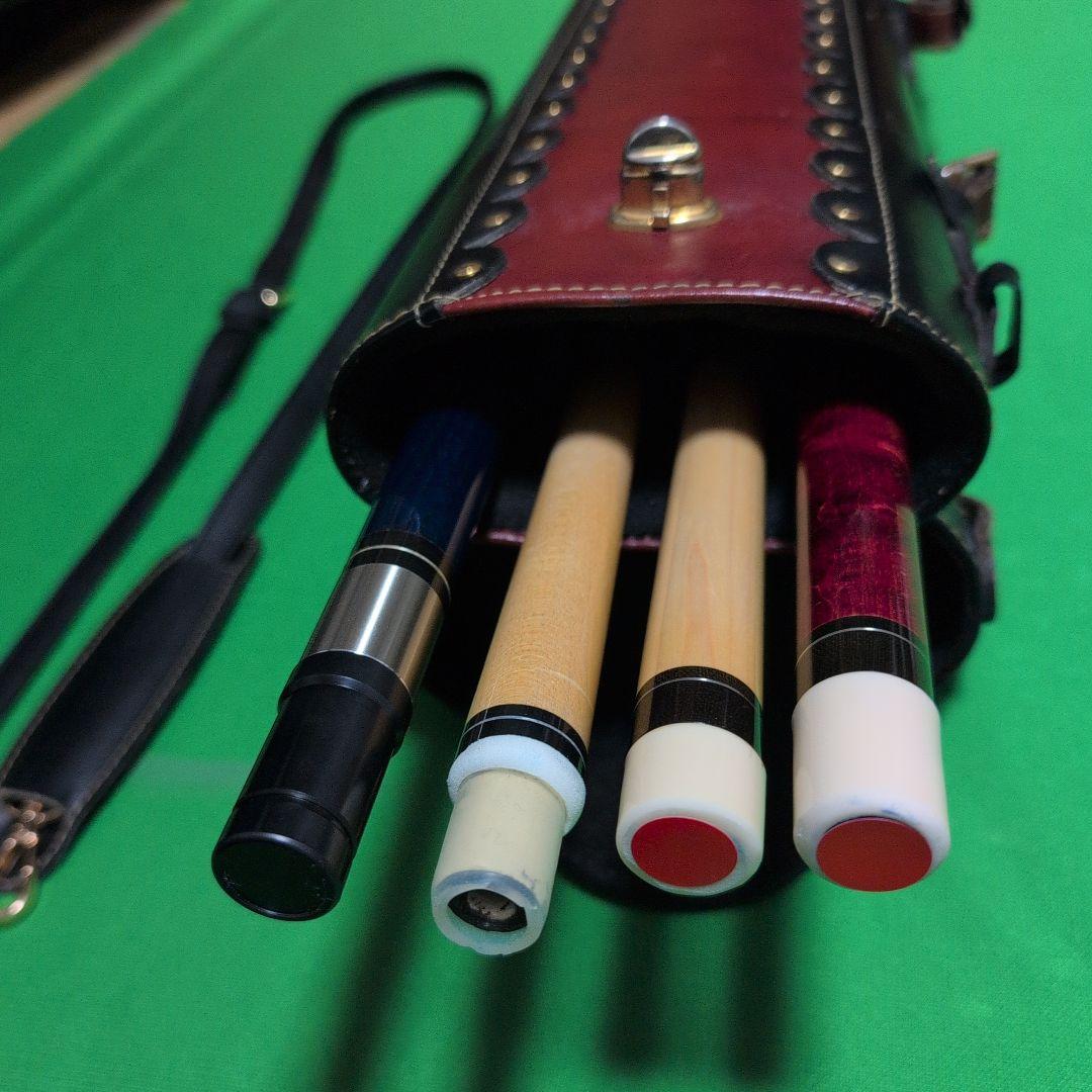 ビリヤードキューとケースのセット