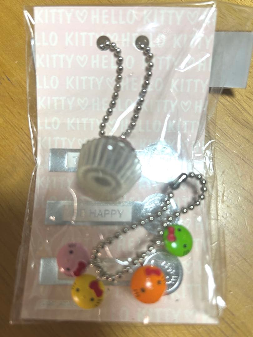 サンリオ　ハローキティ　キーホルダー
