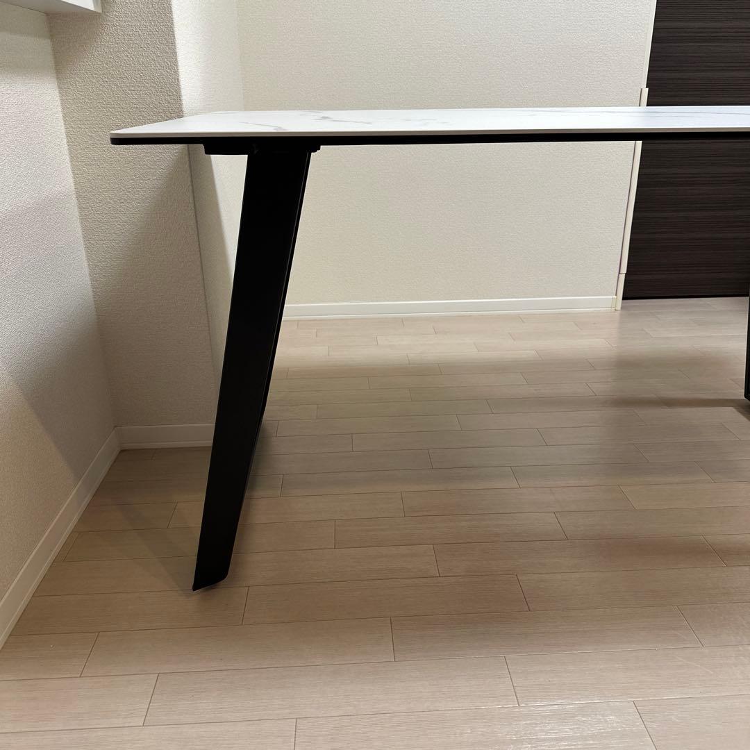 セラミックテーブル　ホワイト　135×85 72