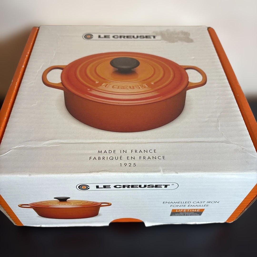 ル・クルーゼ ココットロンド 18cm チェリー 未使用 箱あり フランス製