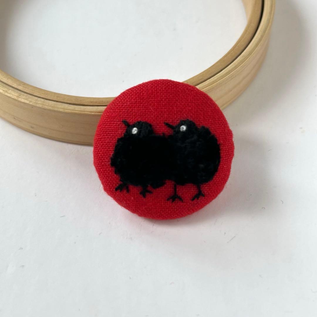 ハンドメイド刺繍ブローチ　bulaunbulaun様ご確認ページです。