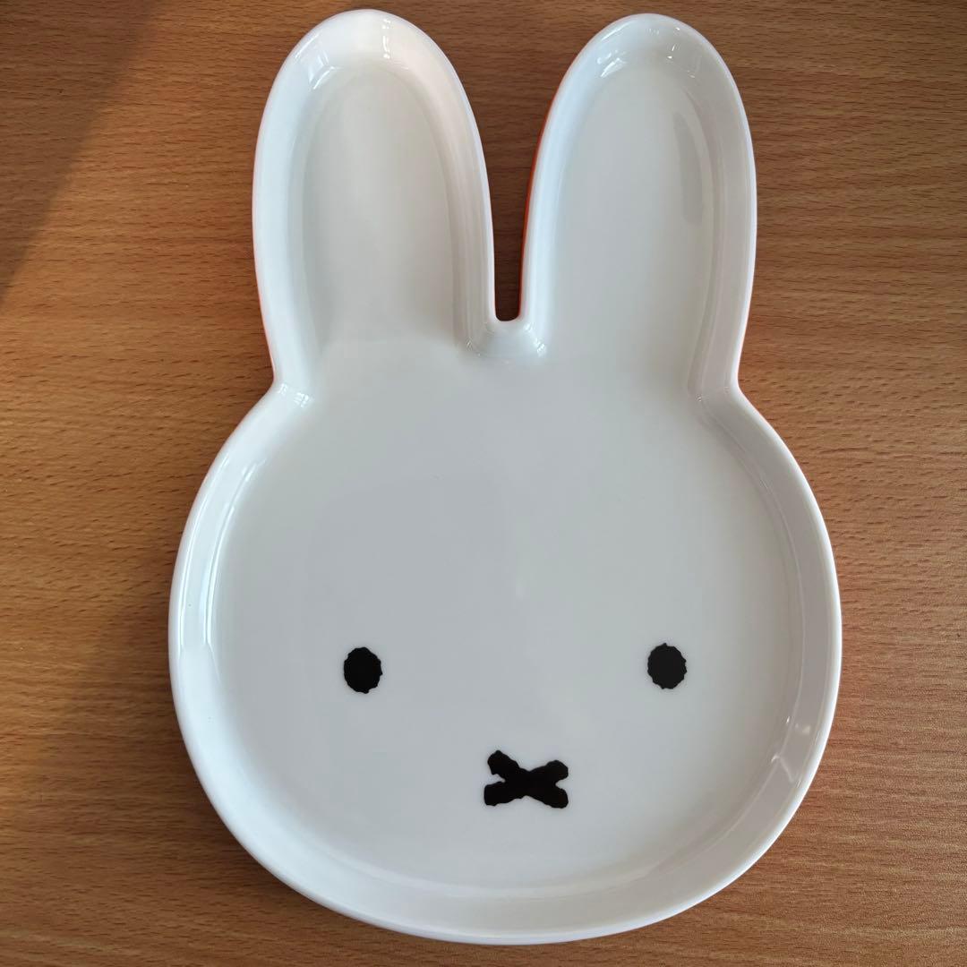 ミッフィー　miffy 海外限定　プレート　皿　ダイカットプレート