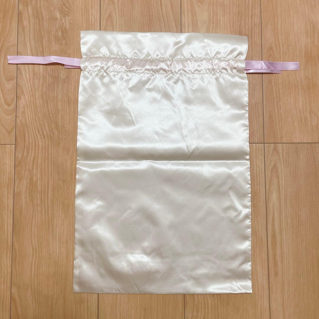 【新品タグ付き】 長袖 長ズボンAmour アムール ナイトウェア V&A L