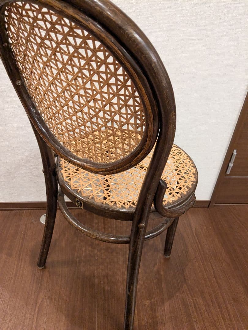 AIDEC　アンティークチェア　籐の椅子　曲げ木　ラタン