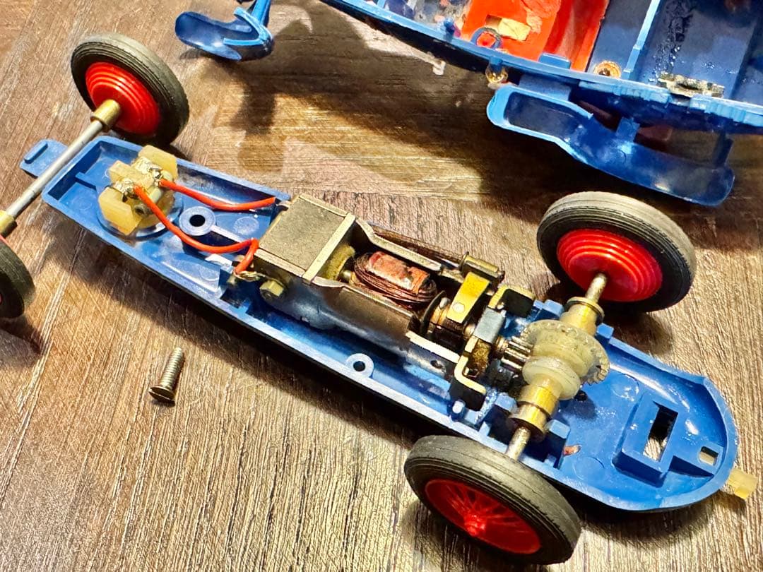 t*0様 scalextricスケーレックスC65アルファロメオ 1933 スロ