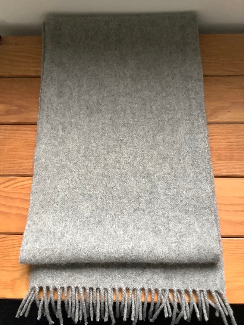 金*魚様 ジョンストンズ　100%カシミヤ　マフラー　ストール　グレー　試着のみ