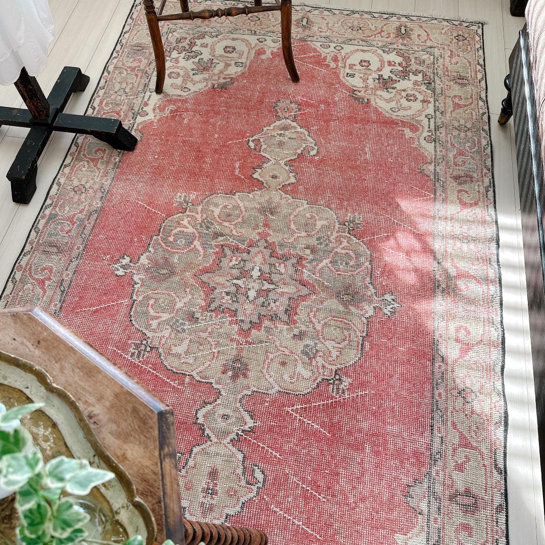 トルコヴィンテージラグ A91 レア コーラルピンク ベージュ ブルーグレー