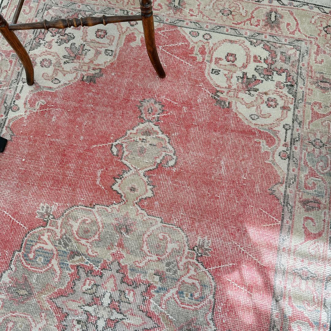 トルコヴィンテージラグ A91 レア コーラルピンク ベージュ ブルーグレー