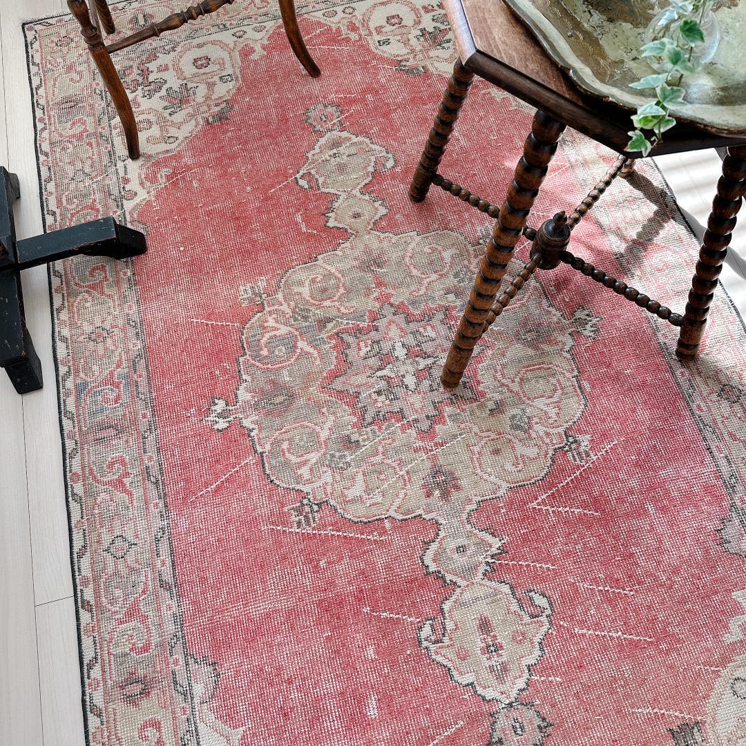 トルコヴィンテージラグ A91 レア コーラルピンク ベージュ ブルーグレー