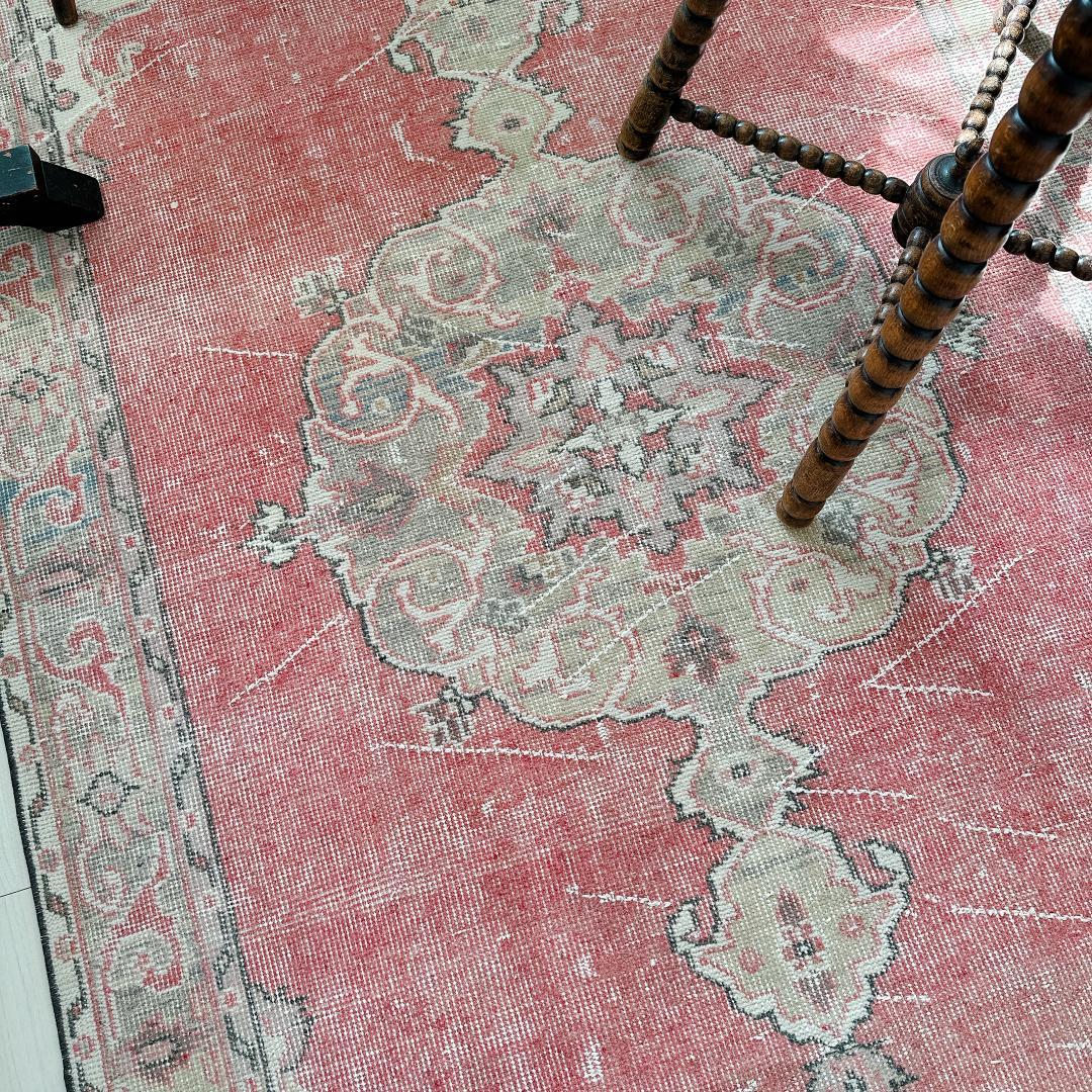 トルコヴィンテージラグ A91 レア コーラルピンク ベージュ ブルーグレー
