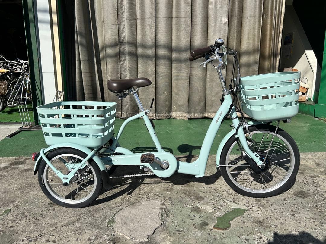 No.604 マンボーブリヂストンフロンティア ラクットワゴンFW0B40