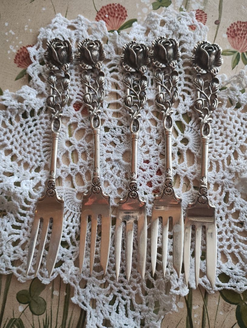 ヒルデスハイムローズ　バラ装飾ヴィンテージフォーク5本セット　刻印あり