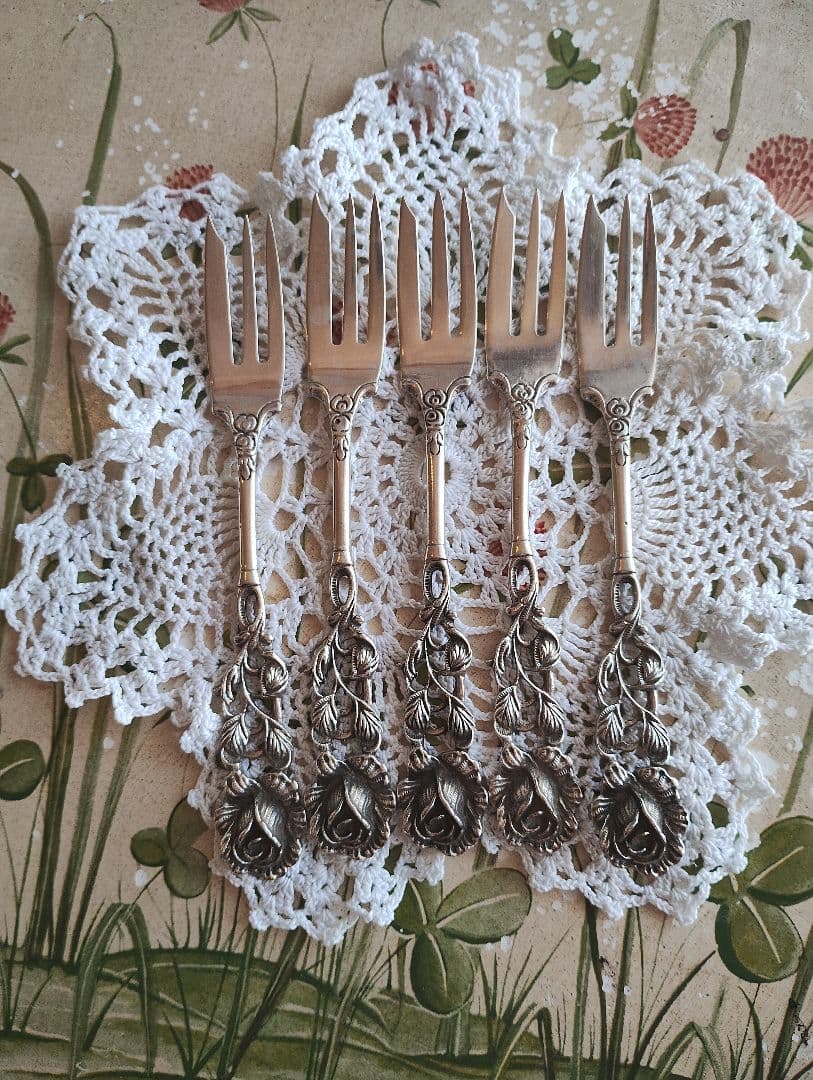 ヒルデスハイムローズ　バラ装飾ヴィンテージフォーク5本セット　刻印あり