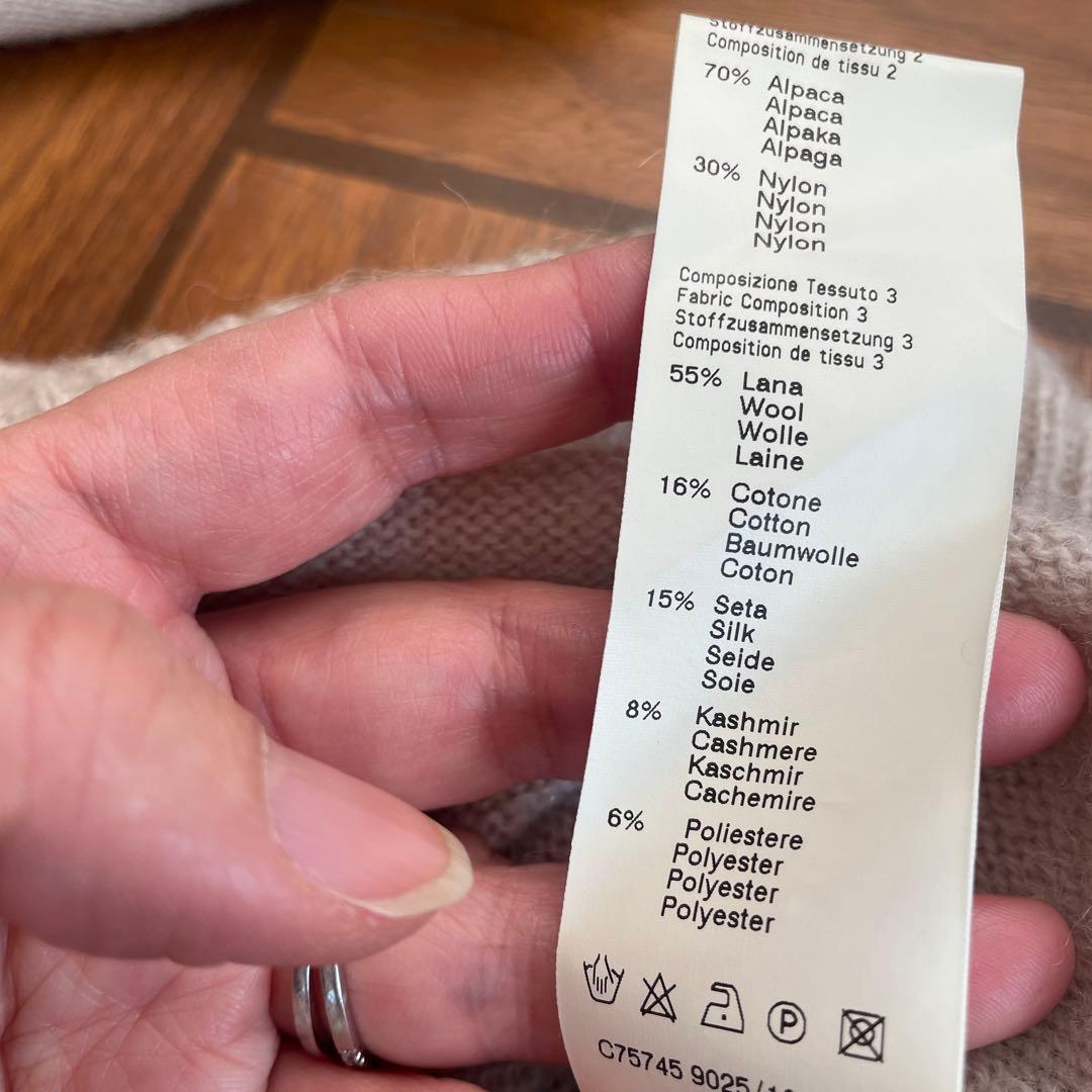 Peserico アイボリー タートルネックニット