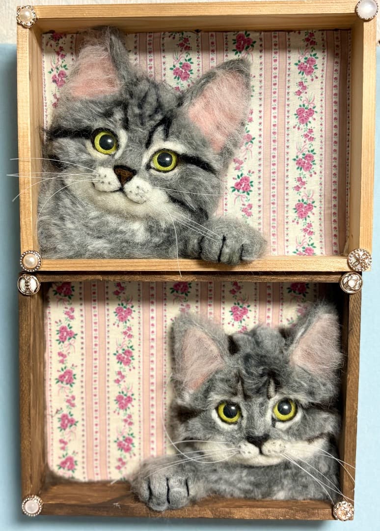 羊毛フェルトサバトラ猫壁掛けオブジェ【ハンドメイド