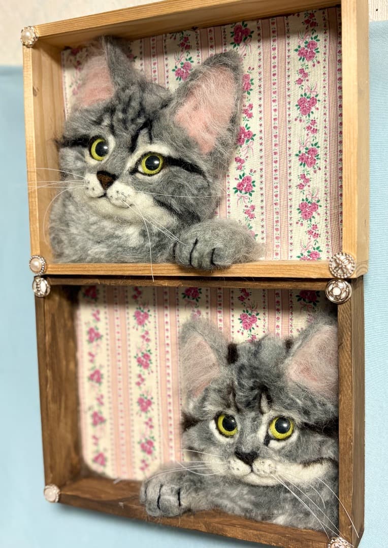 羊毛フェルトサバトラ猫壁掛けオブジェ【ハンドメイド