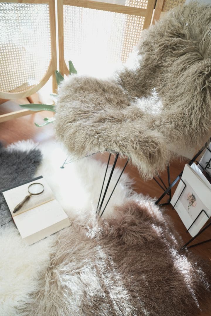 チベットラムスキン1匹物約60×95cm ブラウン