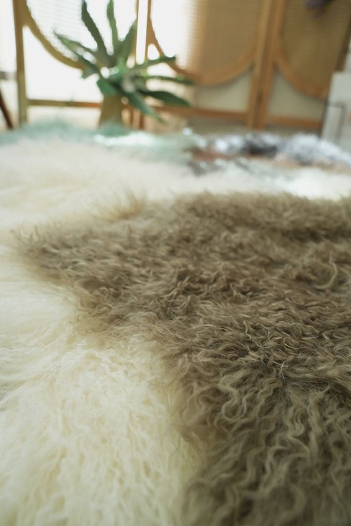 チベットラムスキン1匹物約60×95cm ブラウン