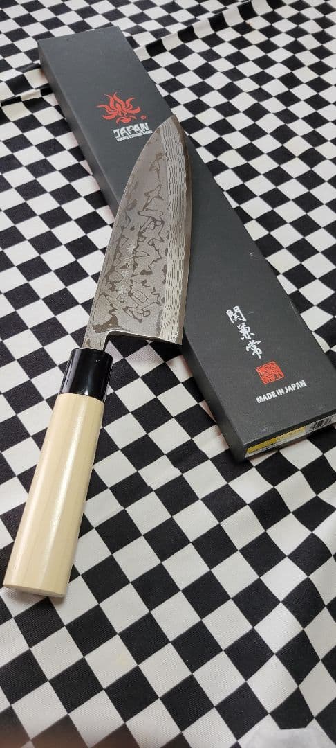 出刃包丁210㎜ 関兼常 安来鋼白紙2号 11層ダマスカス鋼 KC-511