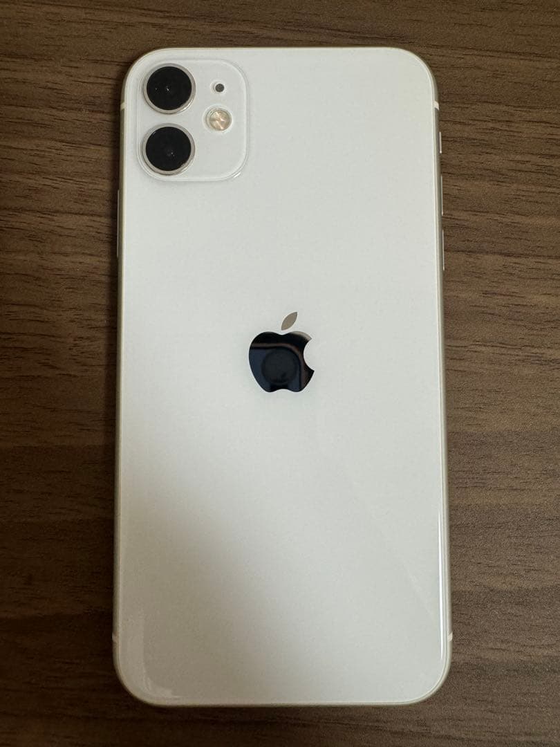 【美品】iphone11（ホワイト128GB） ※simロック解除済・箱あり