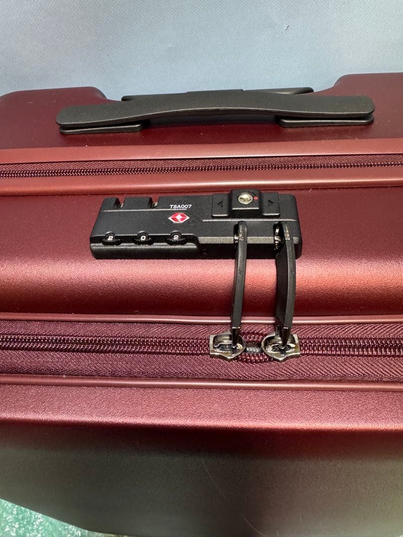 MILESTO UTILITY キャリー キャビンサイズ ストッパー付 レッド