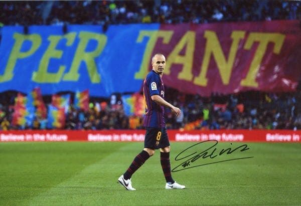 元スペイン代表　証明書付アンドレア　イニエスタ　バルセロナ　直筆サイン入りフォト