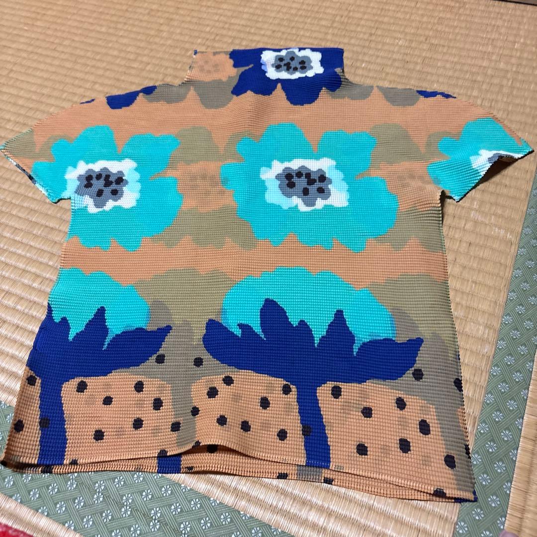 meイッセイミヤケトップス中古品