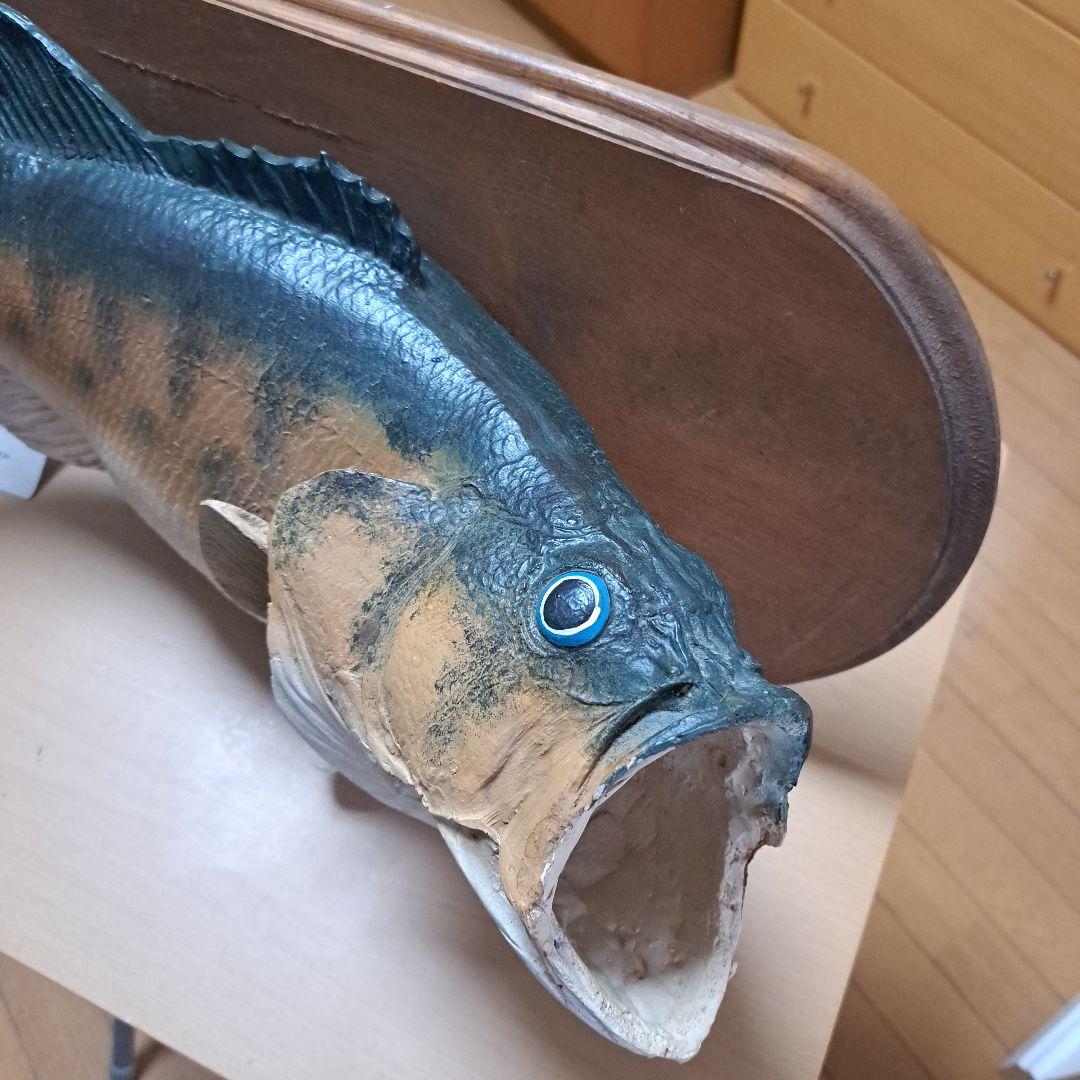 ㊼ブラックバス 壁掛け レプリカ 釣り 石膏 ラージマウス