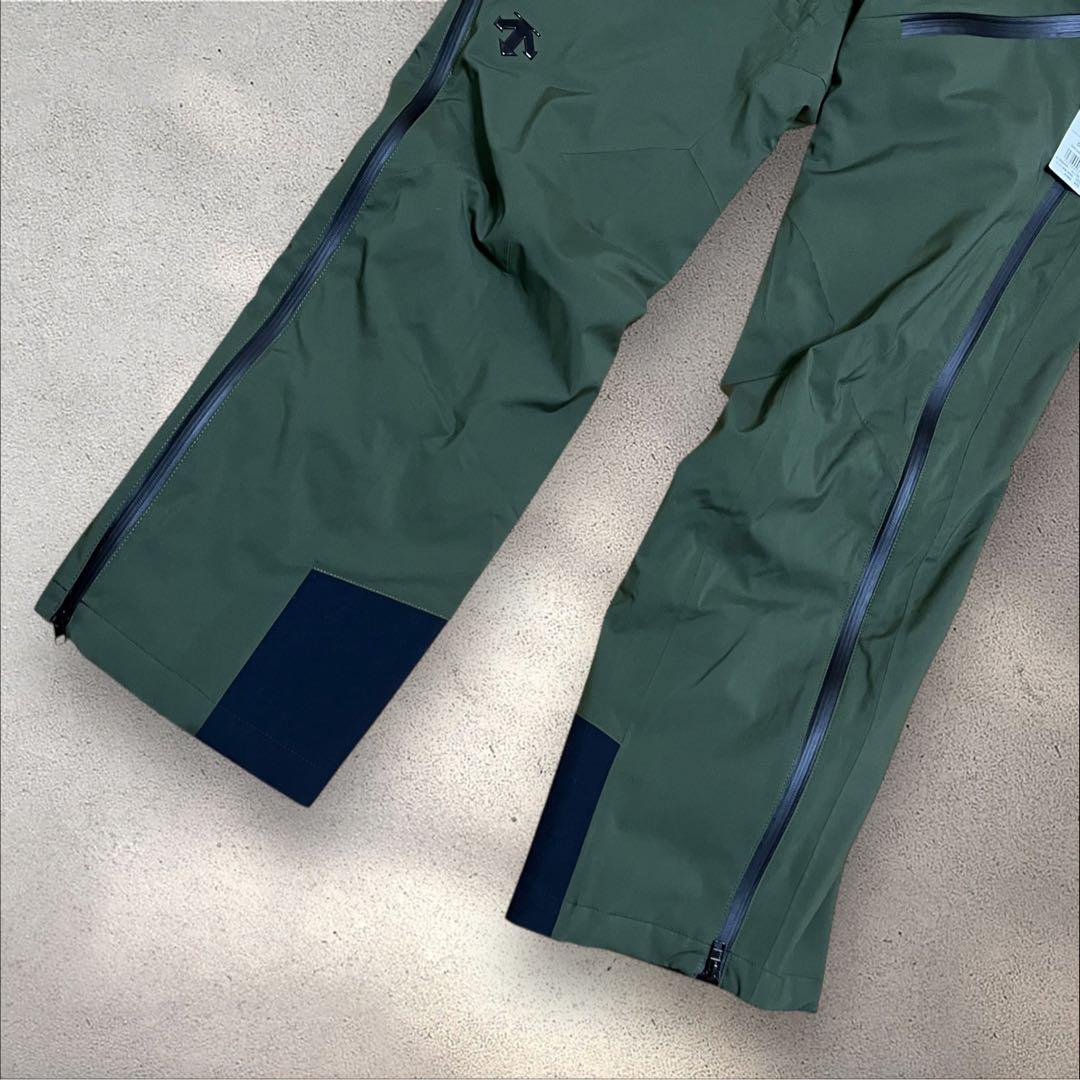 DESCENTE S.I.O インサレーテッドビブパンツ DWUWJD53