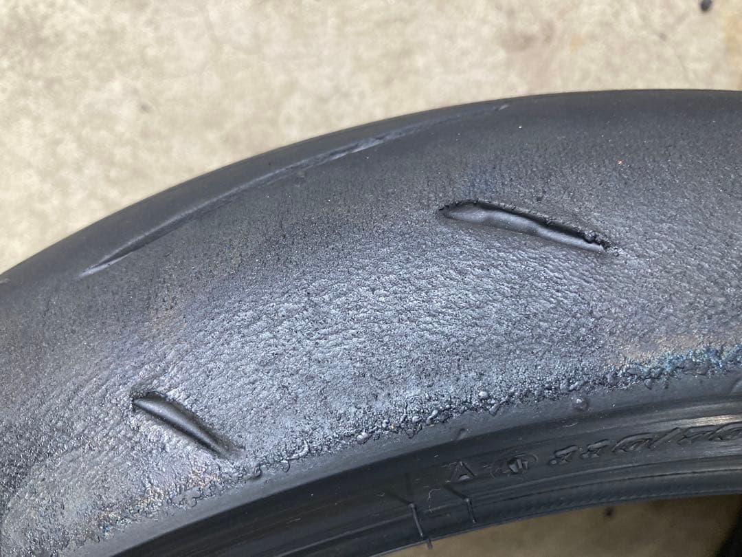 中古　ダンロップ　α13 sp H 前後　2023製　110/150-