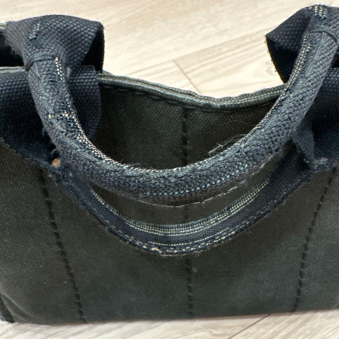 PRADAカナパトートバッグ