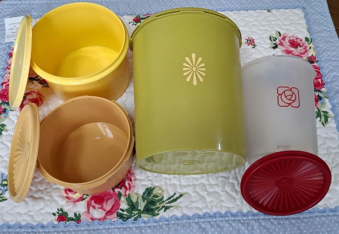 タッパーウェア　グランプリデコレーター LL　他　　　4個セット