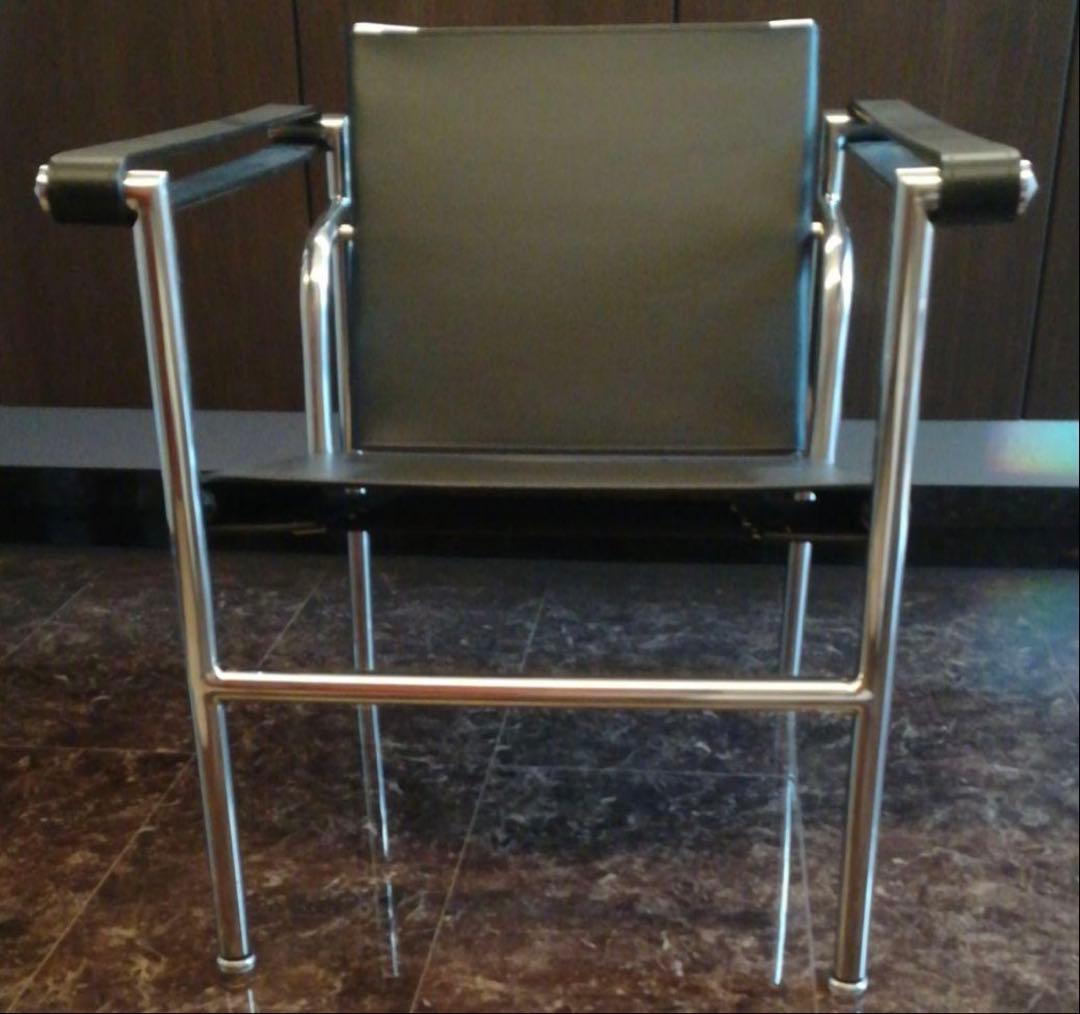 ル・コルビジェ　LC1　スリングチェア　バスキュラントチェア