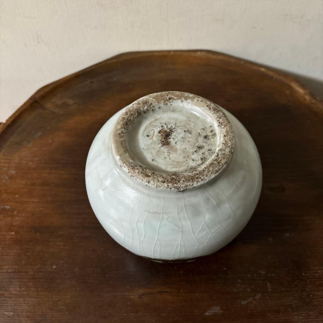 鉄釉壷　朝鮮　李朝　韓国骨董　白磁　丸壷　塩笥壺　骨董品.アンティーク.立原正秋