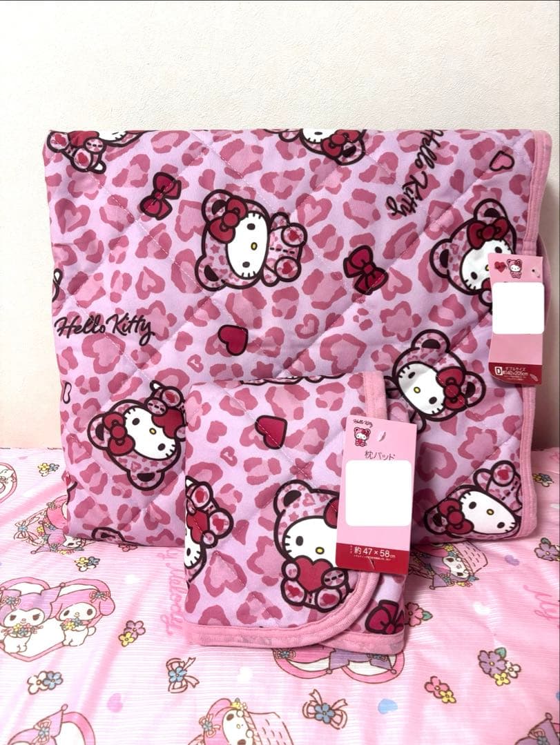 サンリオ　ハローキティ寝具セット 敷きパッドダブルサイズ＋枕パッド