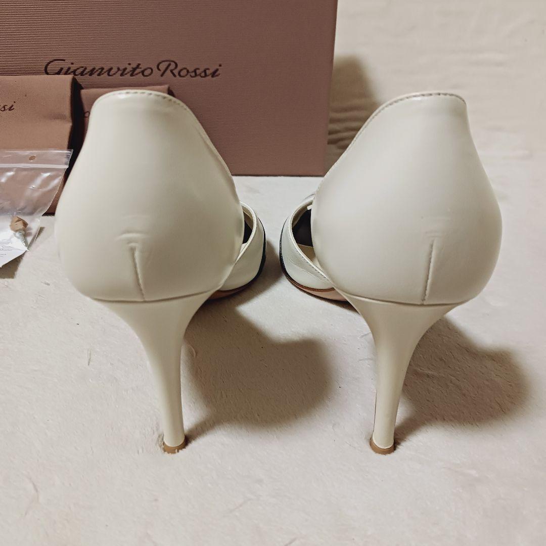 ジャンヴィトロッシ（Gianvito Rossi）パンプス　ドーセースタイル