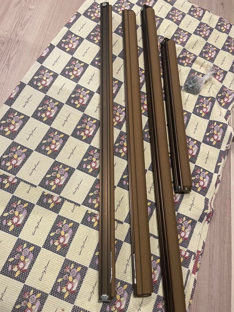 アルミ製ブラウン縦型ブラインド