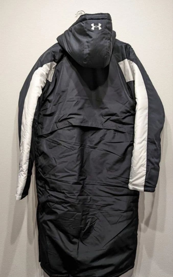 アンダーアーマー ベンチコート MTR7967 中綿メンズMD新品