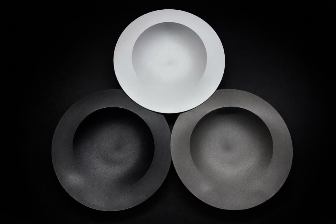 ARAS 深皿スクープ (26cm) × ブラック・グレー・ホワイト