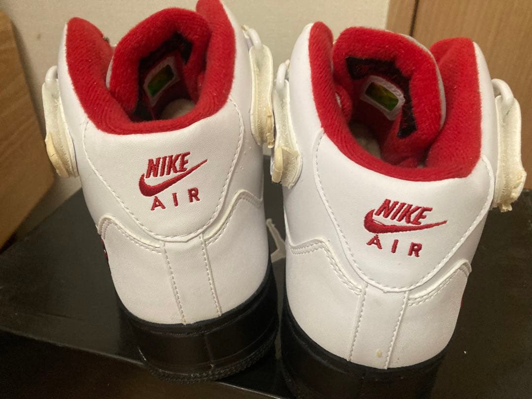 流川着用カラー Nike Air Jordan 5 & air force1