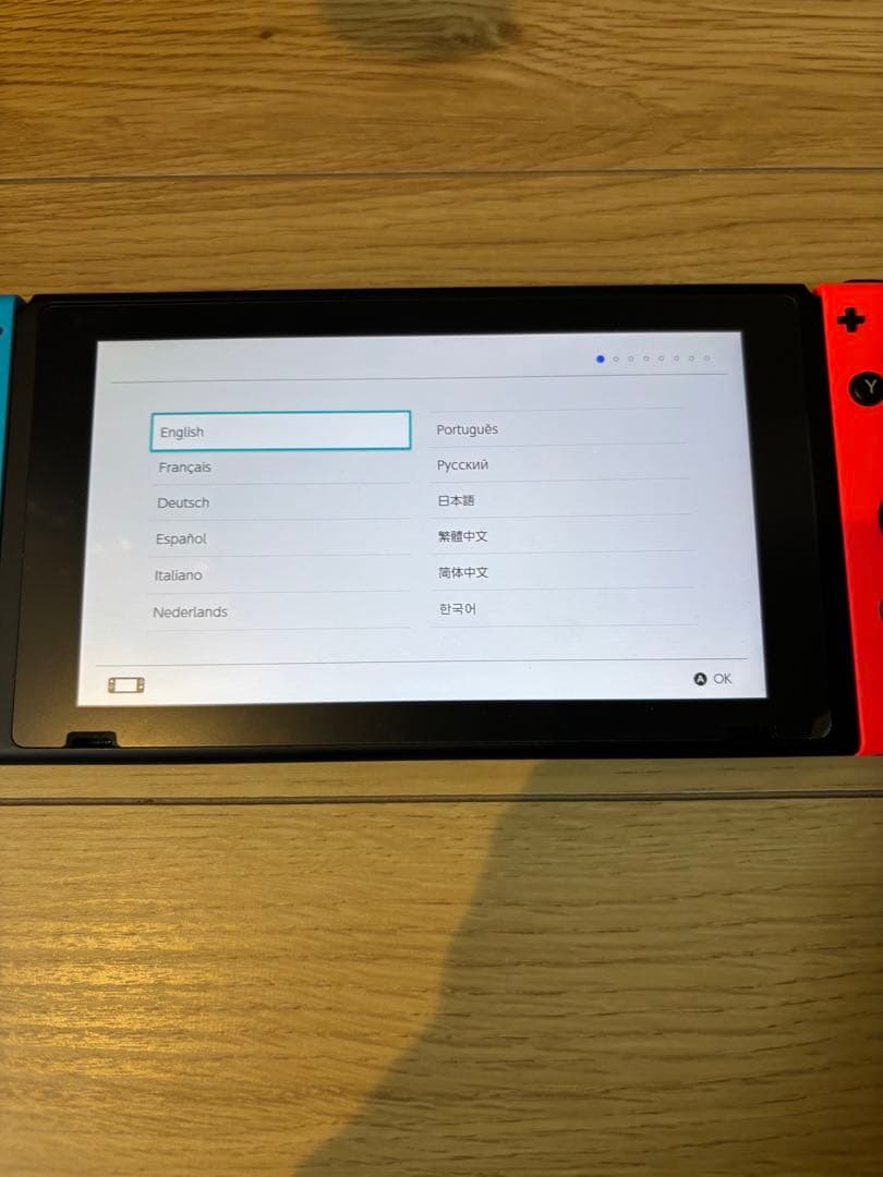 Nintendo Switch ネオンブルー/ネオンレッド