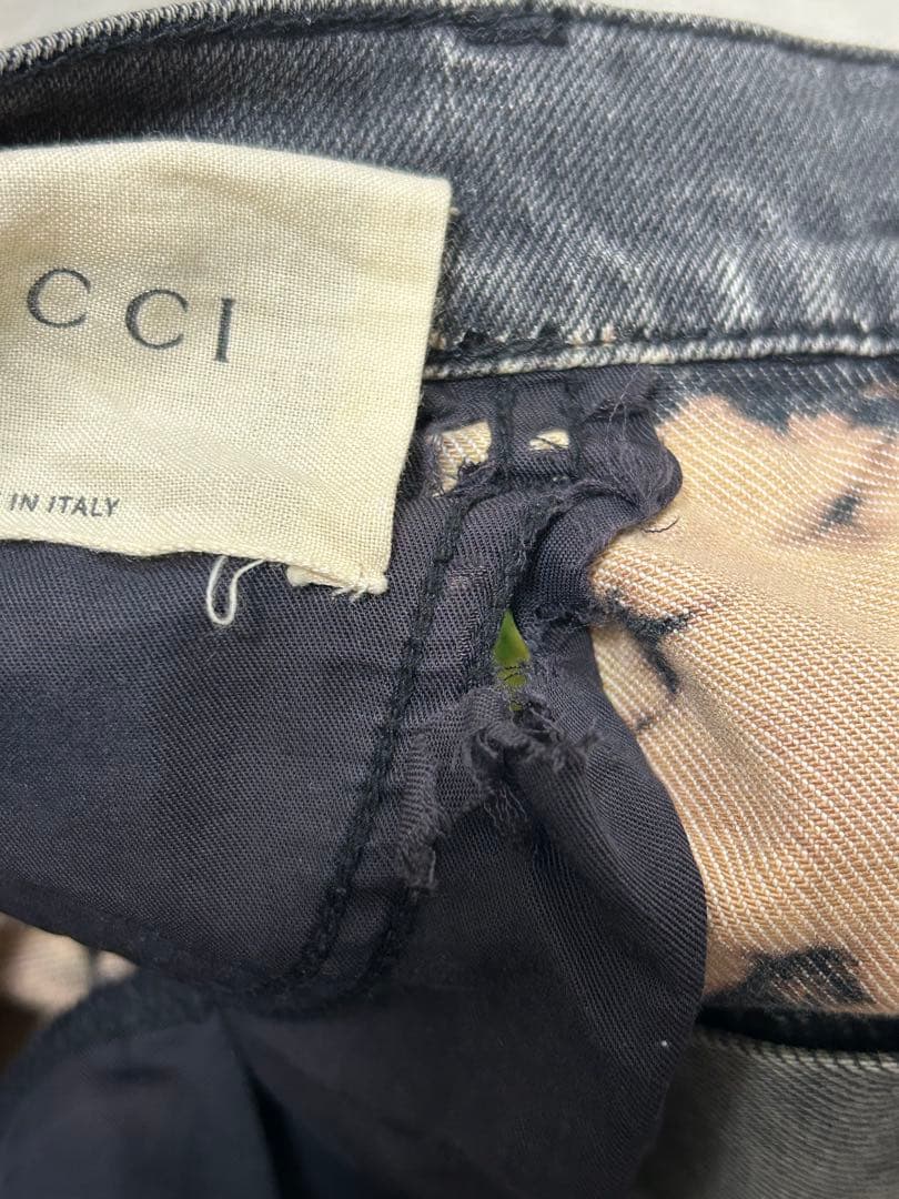 GUCCI エンブロイダリー・ブリーチデニム 虎　花