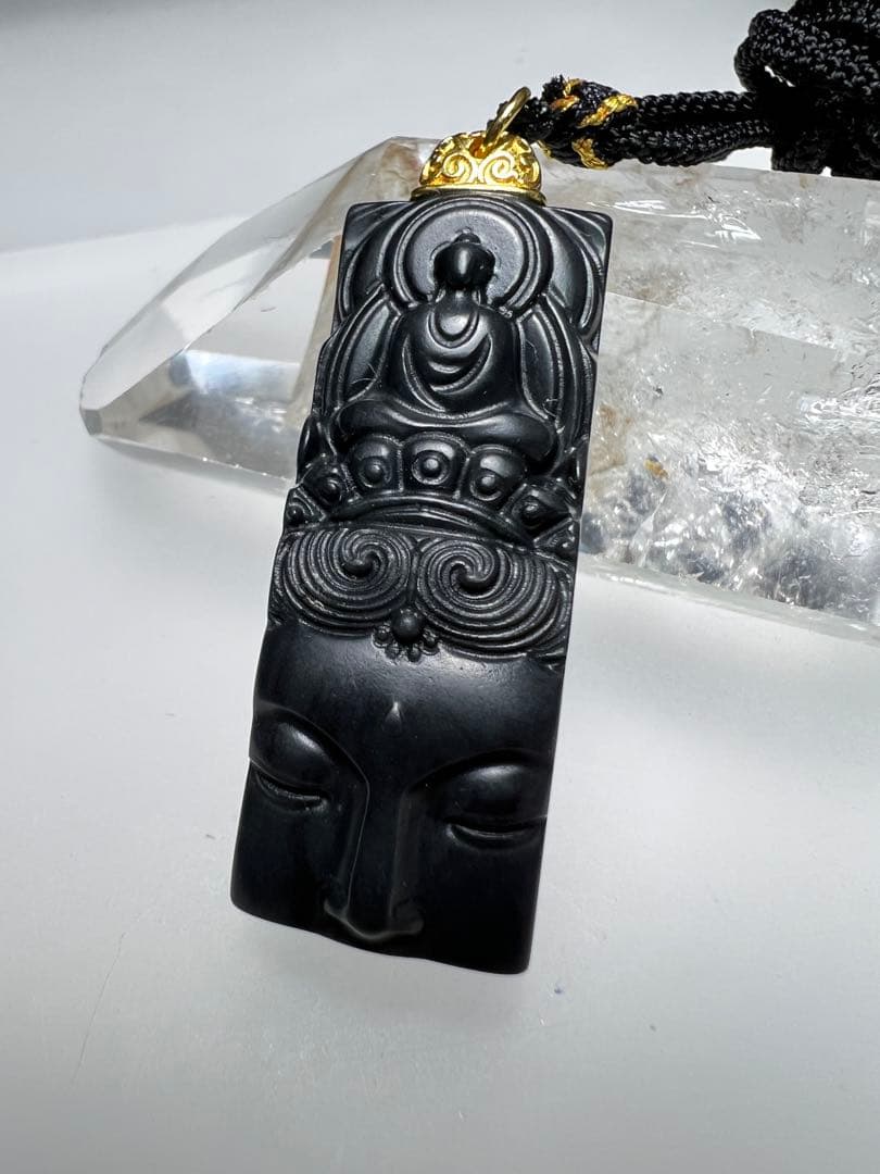 和田玉観音様彫り紐ネックレス❣️ 至高の慈悲　願望成就・開運・健康長寿