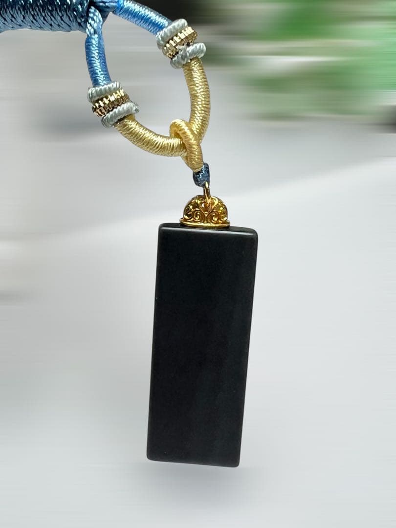 和田玉観音様彫り紐ネックレス❣️ 至高の慈悲　願望成就・開運・健康長寿