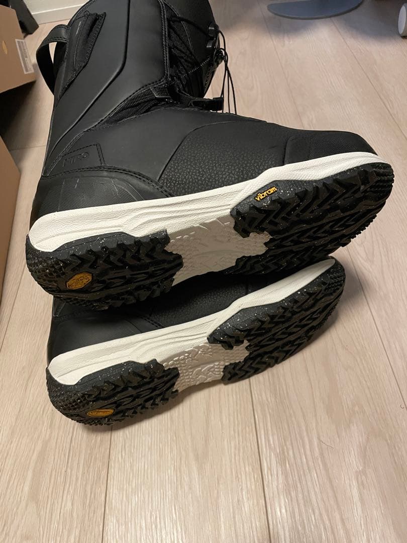 NITRO VENTURE PRO TLS スノーボードブーツ ブラック