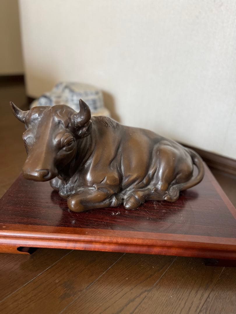 牛の置物