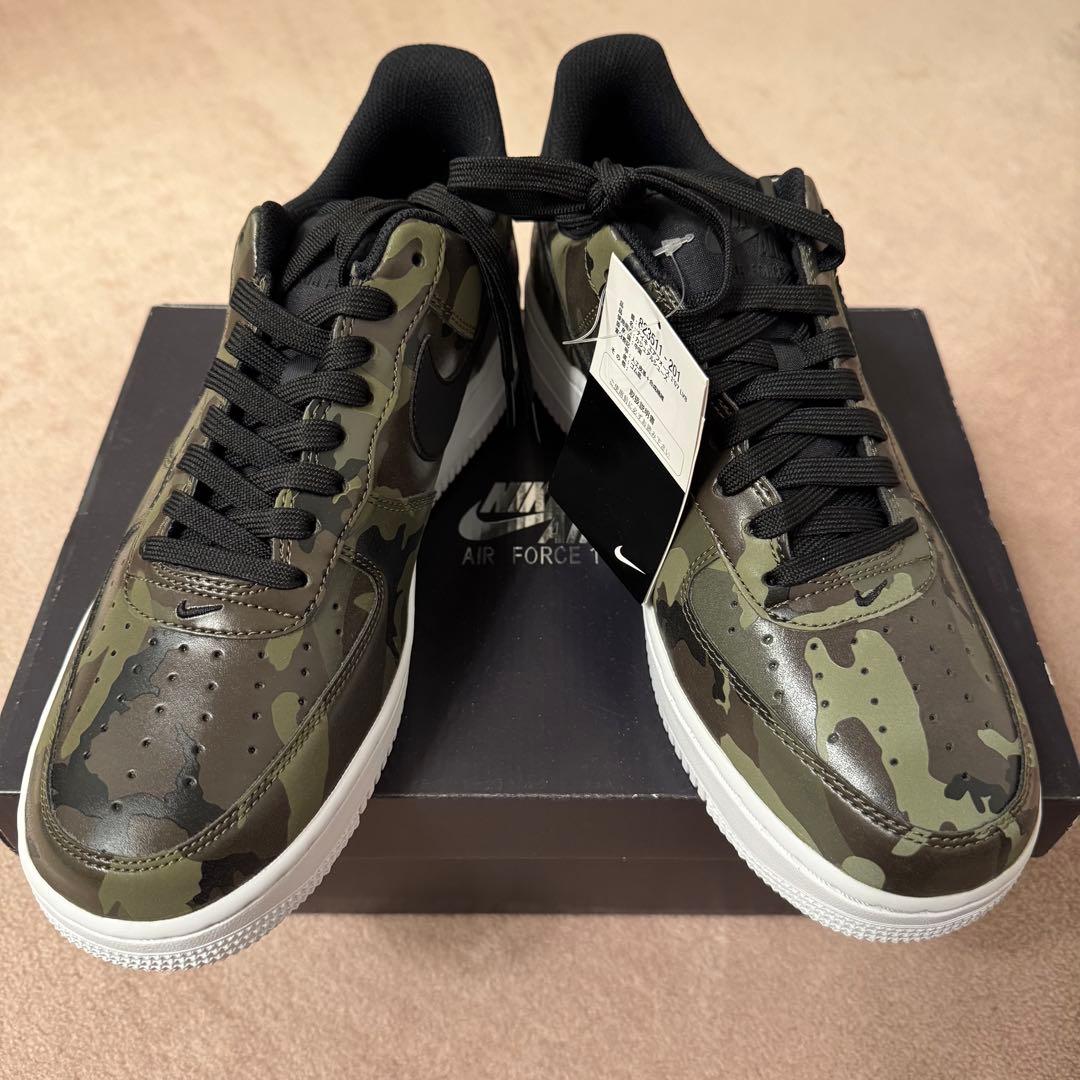 Nike Air Force 1 ’07 LV8 カモ オリーブ 27.5