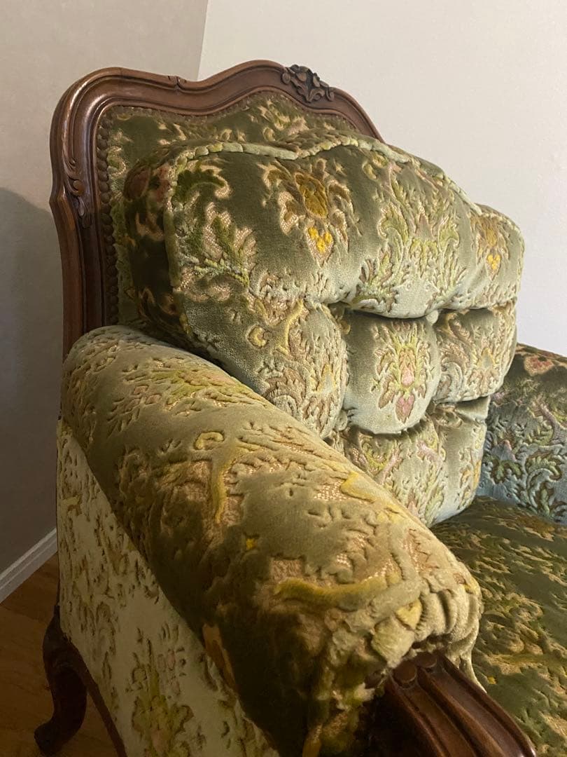 カリモク　最高級金華山　ロココ調ソファ　1人掛けソファ