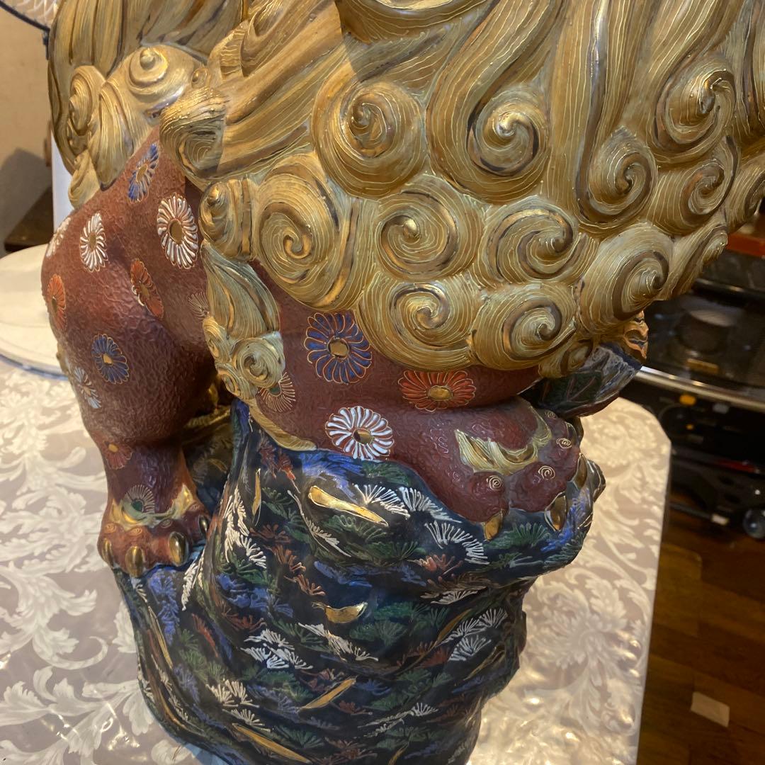 九谷玉取獅子図置物（大）