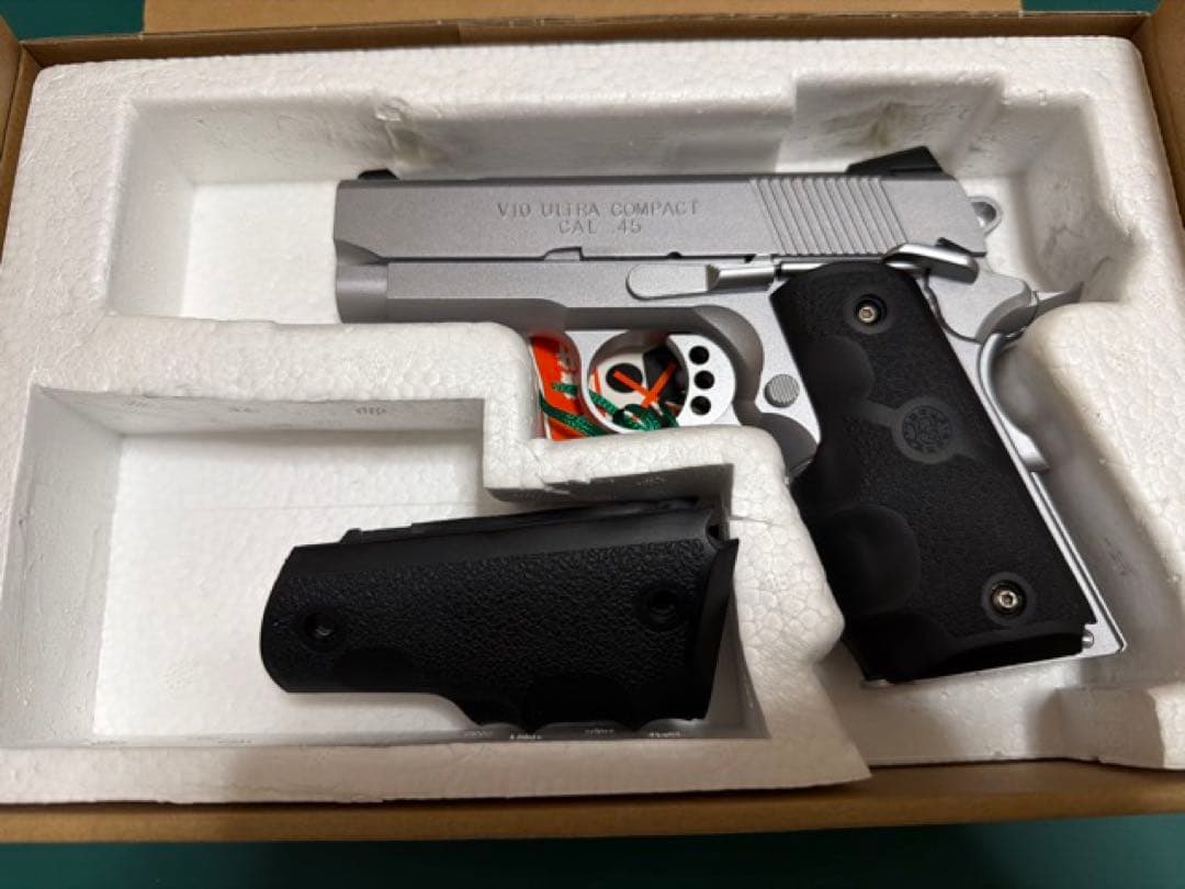 ウエスタンアームズ　Ｖ10ウルトラコンパクト　ガスガン中古品